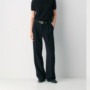 Aritzia The Effortless Pant™ Lo-Rise - Crepette™ sz 6